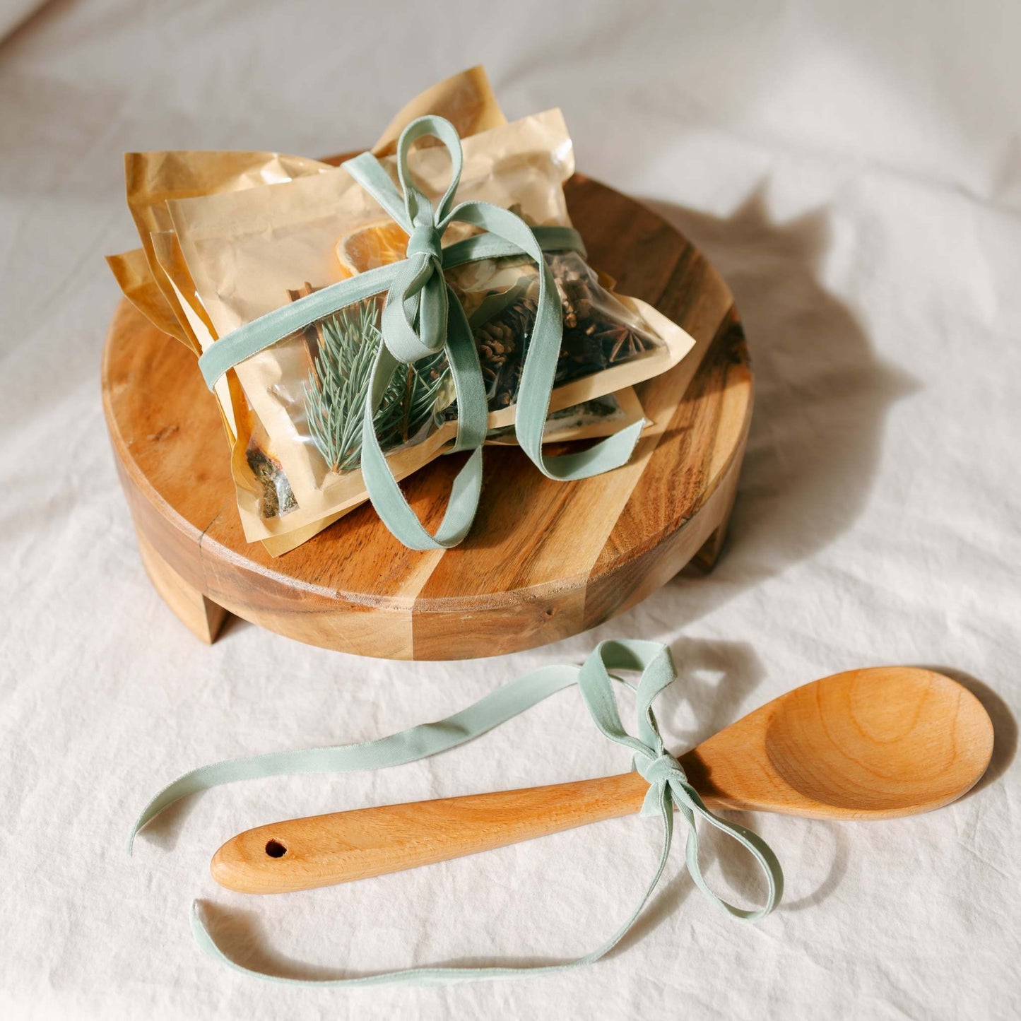 TRULY CLEAN LIVING™ SEASONAL SIMMER POT KITS COLLECTION