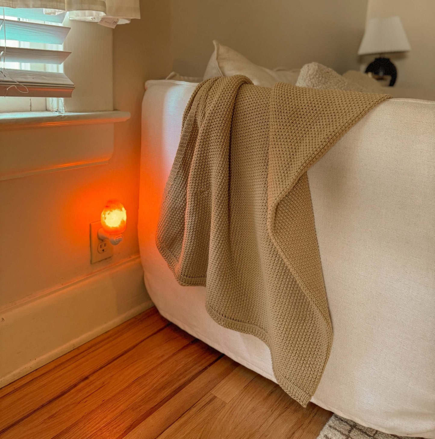 HIMALAYAN SALT NIGHT LIGHT