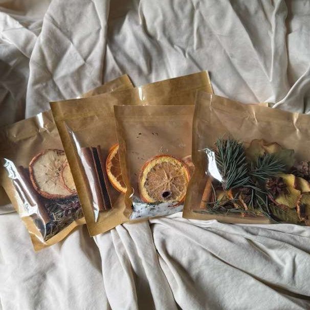 TRULY CLEAN LIVING™ SEASONAL SIMMER POT KITS COLLECTION